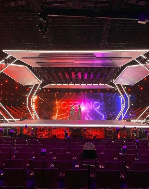 SOPRANO AT THE SEINE MUSICALE